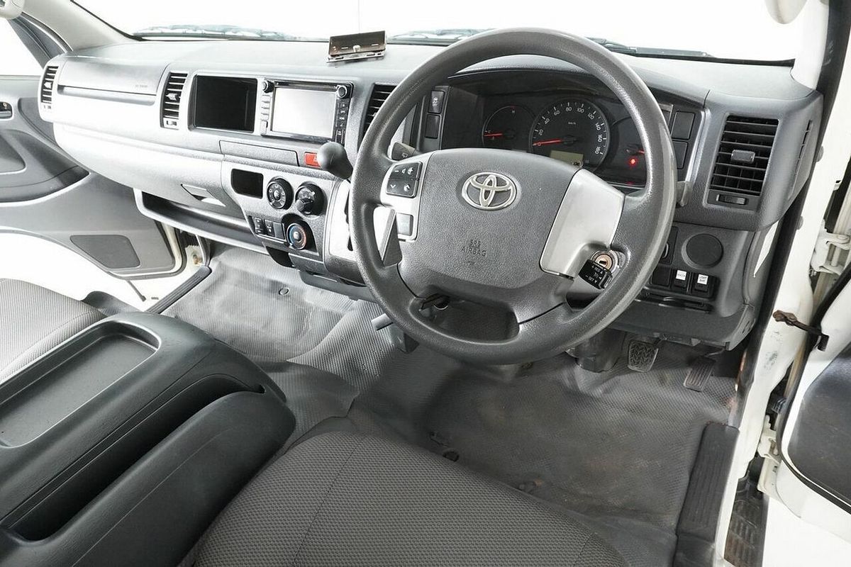 2019 Toyota HiAce Commuter KDH223R MY16