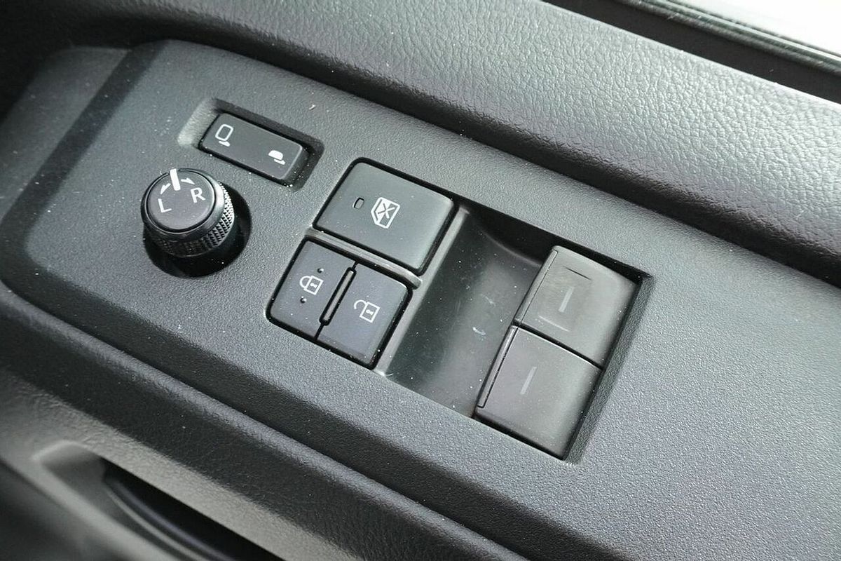 2020 Toyota HiAce Commuter (12 Seats) GDH322R
