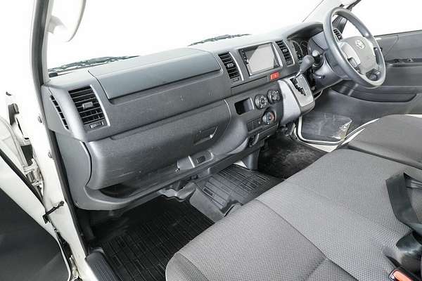 2020 Toyota HiAce DX DX