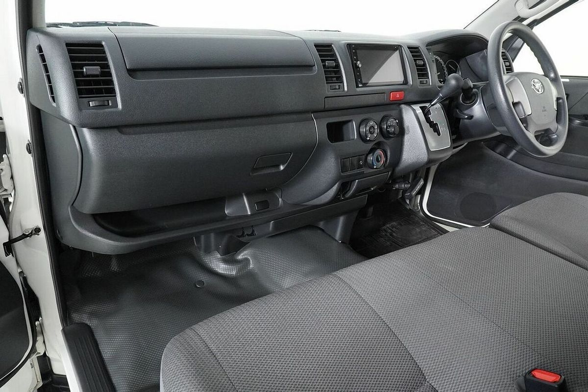 2018 Toyota HiAce DX
