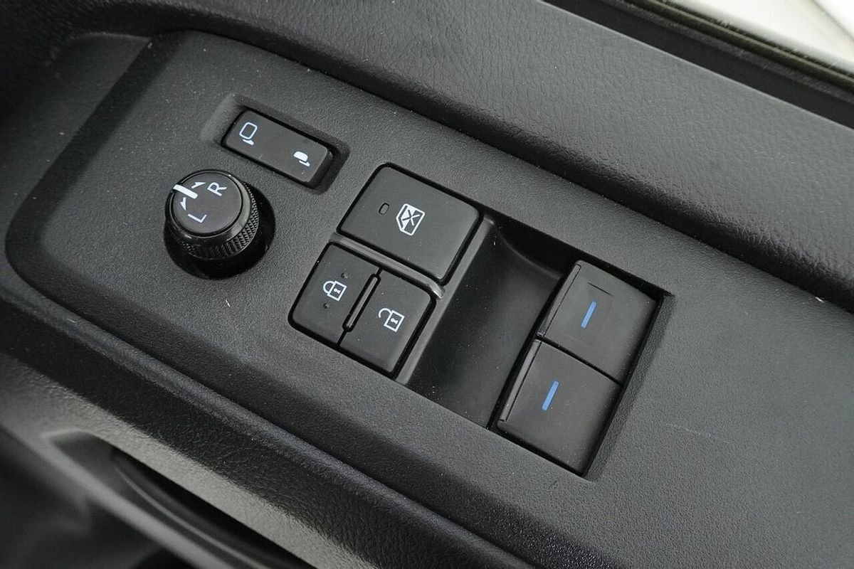 2022 Toyota HiAce Slwb Commuter (12 Seats) GDH322R