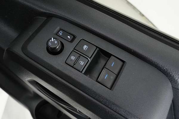 2021 Toyota HiAce LWB GDH300R