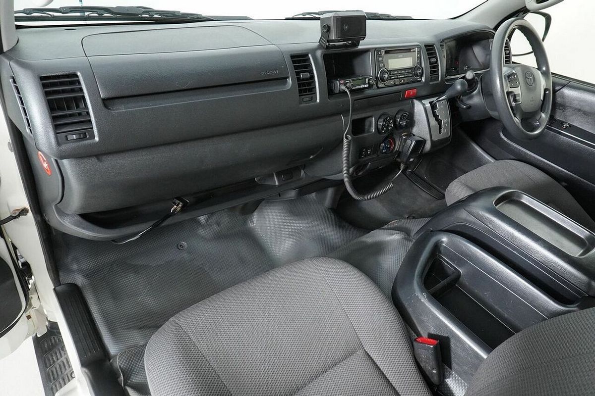 2016 Toyota HiAce Commuter (12 Seats) KDH223R MY16