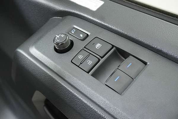 2024 Toyota HiAce Slwb Commuter (12 Seats) GDH322R