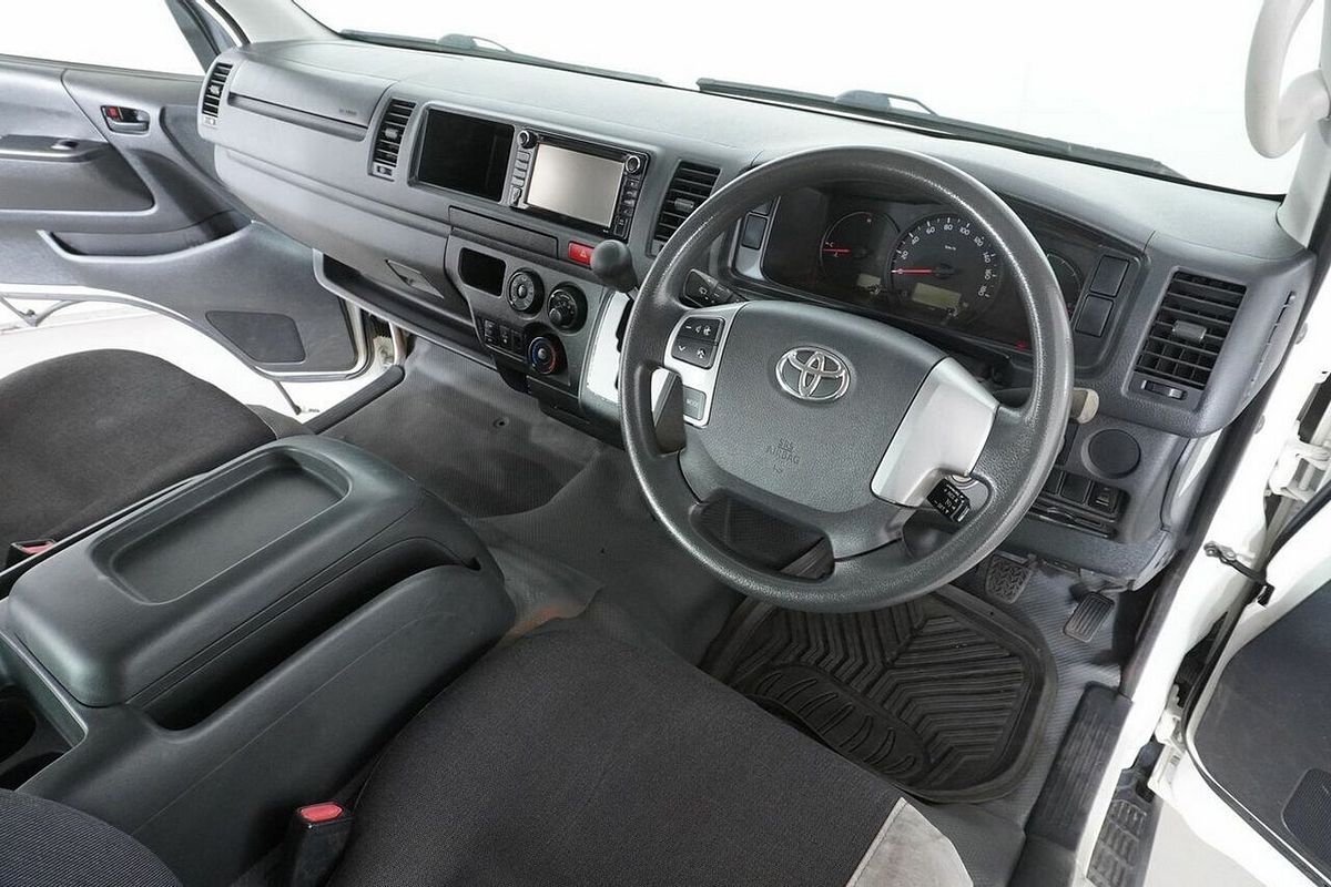 2018 Toyota HiAce Commuter (12 Seats) KDH223R MY16