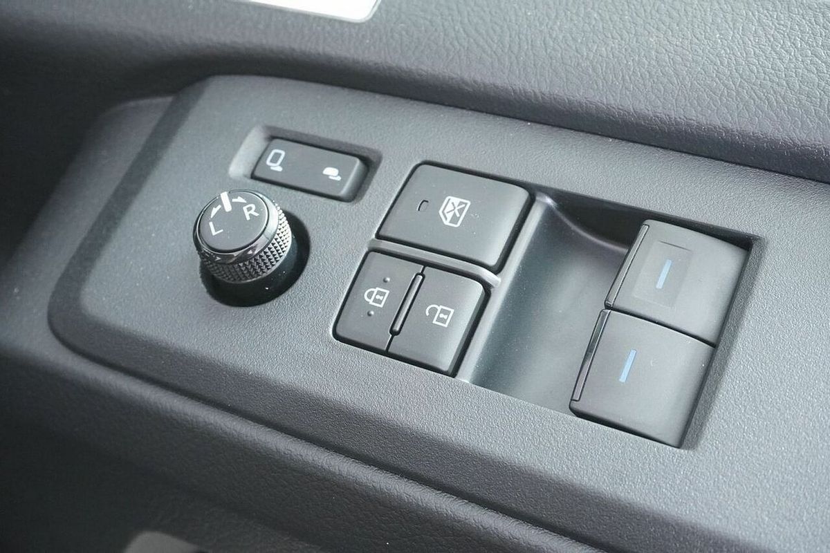 2024 Toyota HiAce LWB GDH300R