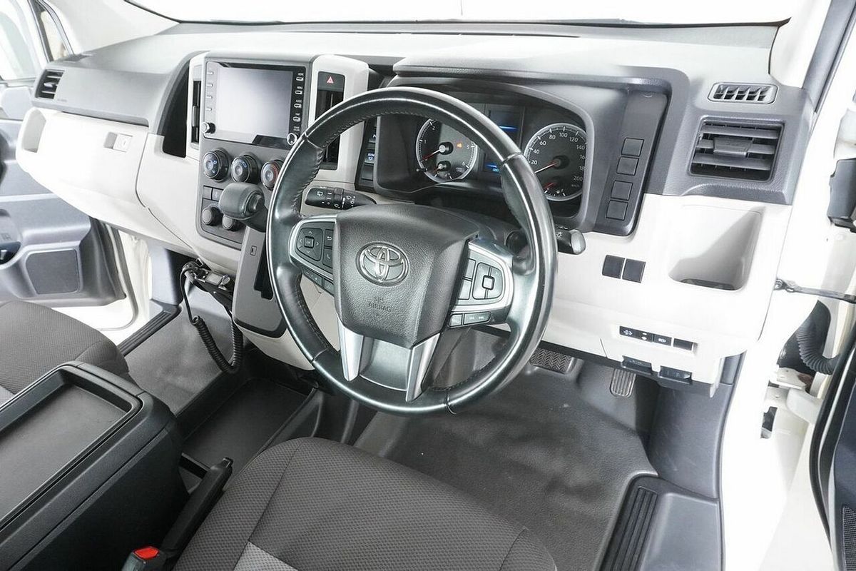 2021 Toyota HiAce Slwb Commuter (12 Seats) GDH322R