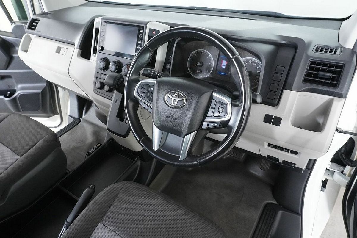 2020 Toyota HiAce Commuter (12 Seats) GDH322R