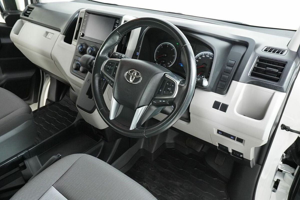 2021 Toyota HiAce Slwb Commuter (12 Seats) GDH322R