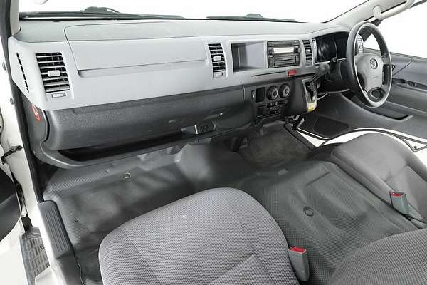 2006 Toyota HiAce Commuter TRH223R