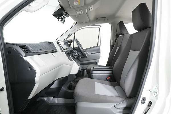 2023 Toyota HiAce LWB GDH300R