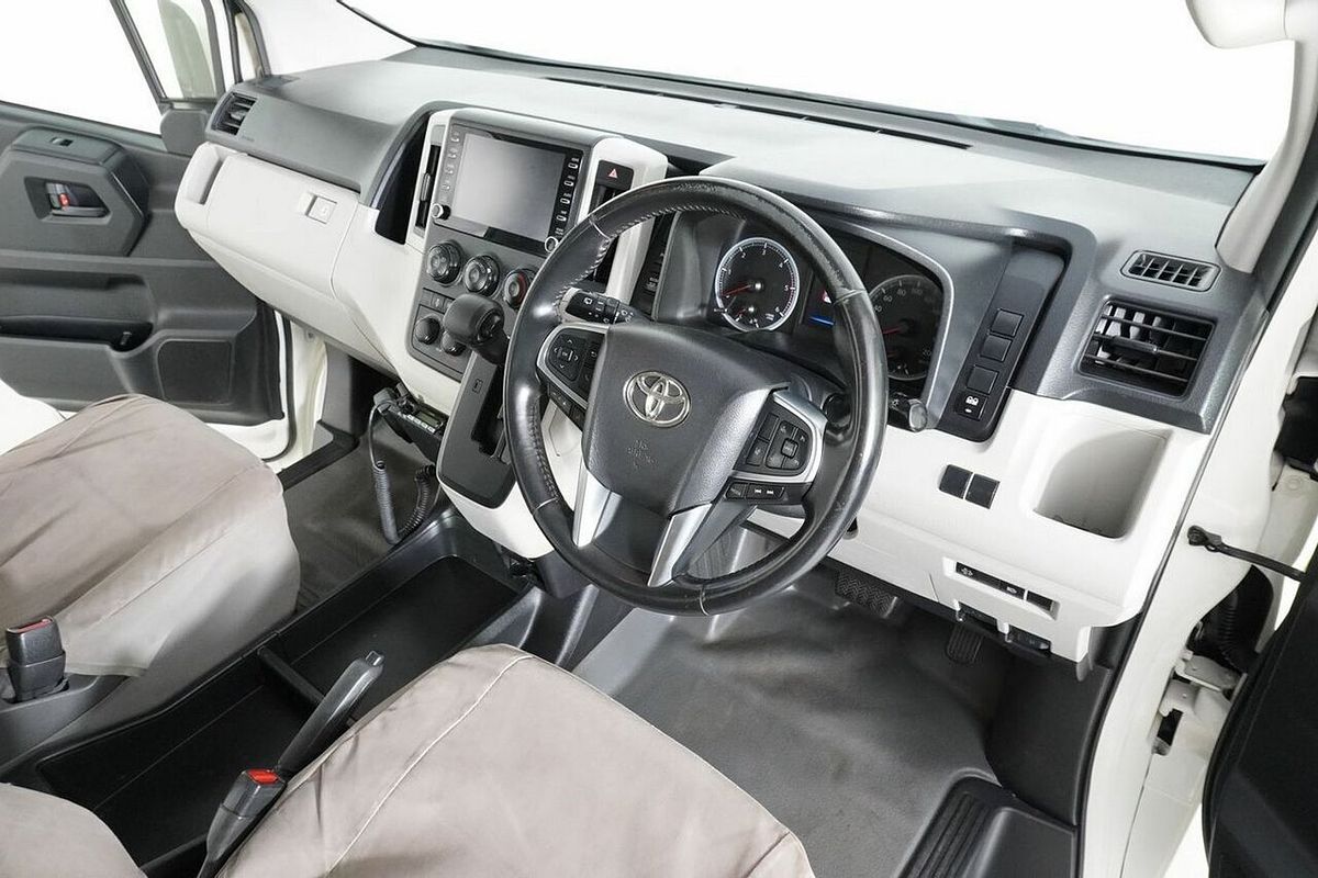 2020 Toyota HiAce Commuter (12 Seats) GDH322R