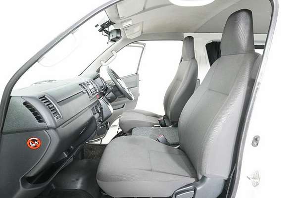 2015 Toyota HiAce LWB TRH201R MY15