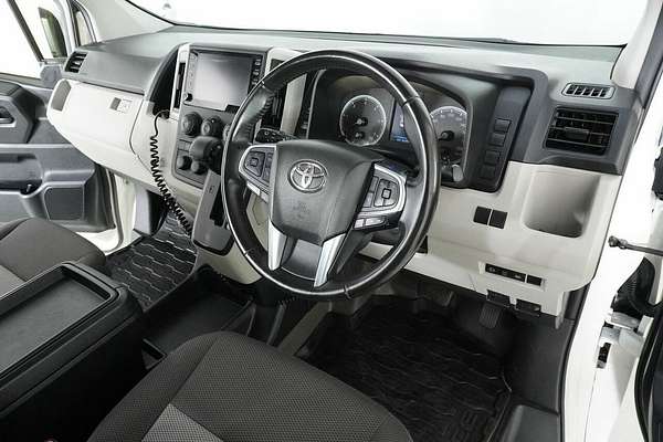 2021 Toyota HiAce Slwb Commuter (12 Seats) GDH322R