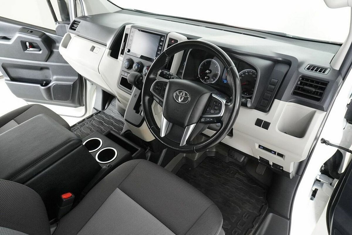 2021 Toyota HiAce LWB GDH300R