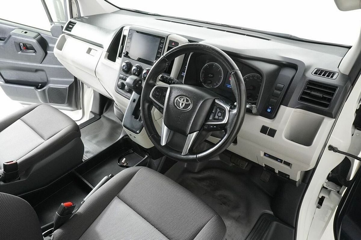 2021 Toyota HiAce Slwb Commuter (12 Seats) GDH322R