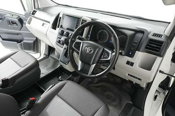 2021 Toyota HiAce Slwb Commuter (12 Seats) GDH322R