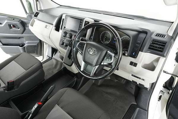 2020 Toyota HiAce Commuter (12 Seats) GDH322R