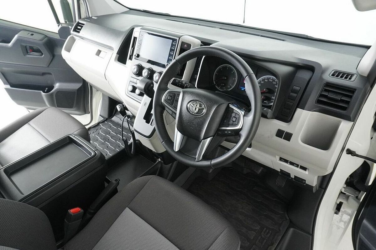 2023 Toyota HiAce Slwb Commuter (12 Seats) GDH322R