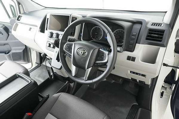 2024 Toyota HiAce Slwb Commuter (12 Seats) GDH322R