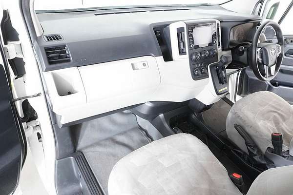2019 Toyota HiAce Commuter (12 Seats) GDH322R