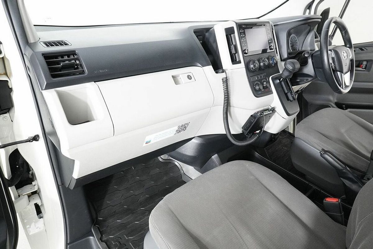 2020 Toyota HiAce Commuter (12 Seats) GDH322R