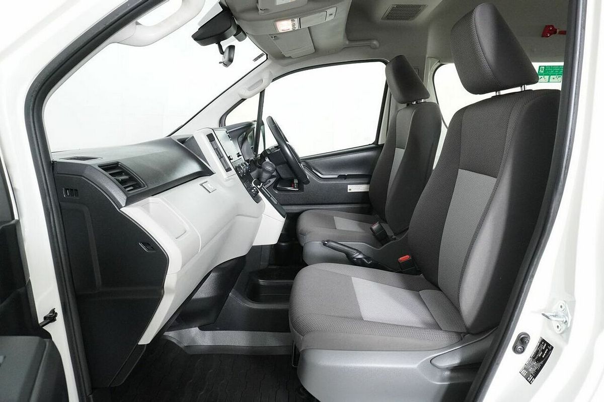 2021 Toyota HiAce Slwb Commuter (12 Seats) GDH322R