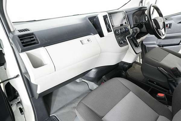 2020 Toyota HiAce Commuter (12 Seats) GDH322R