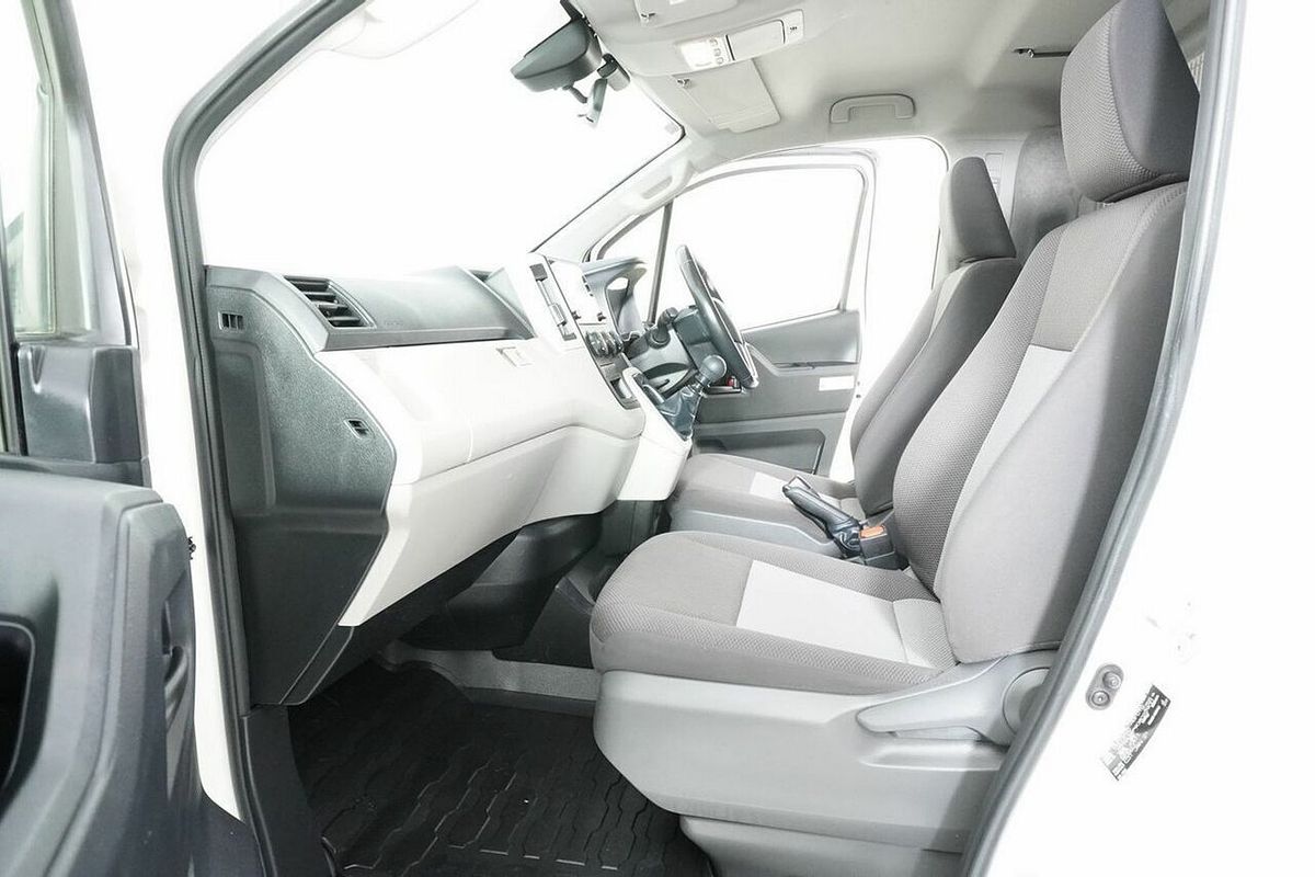 2021 Toyota HiAce LWB GDH300R