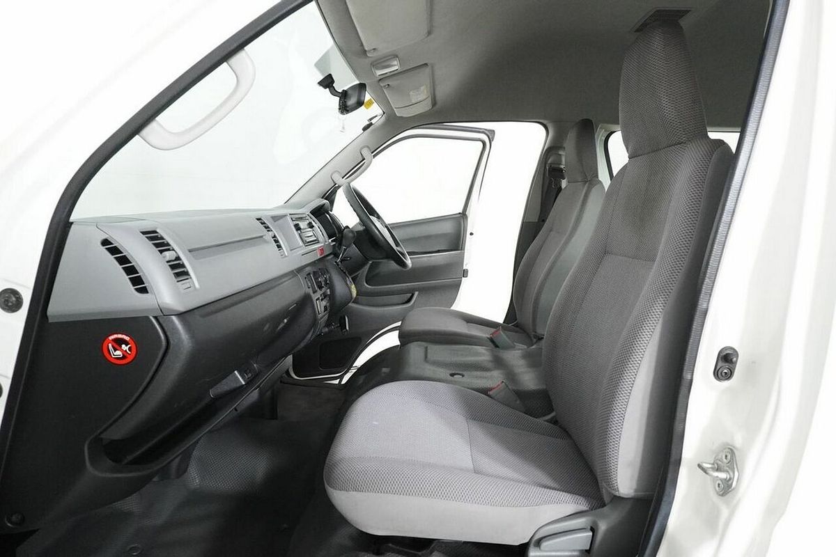 2006 Toyota HiAce Commuter TRH223R