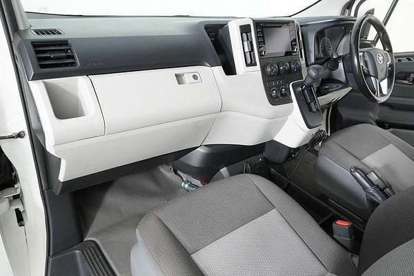 2019 Toyota HiAce Commuter (12 Seats) GDH322R