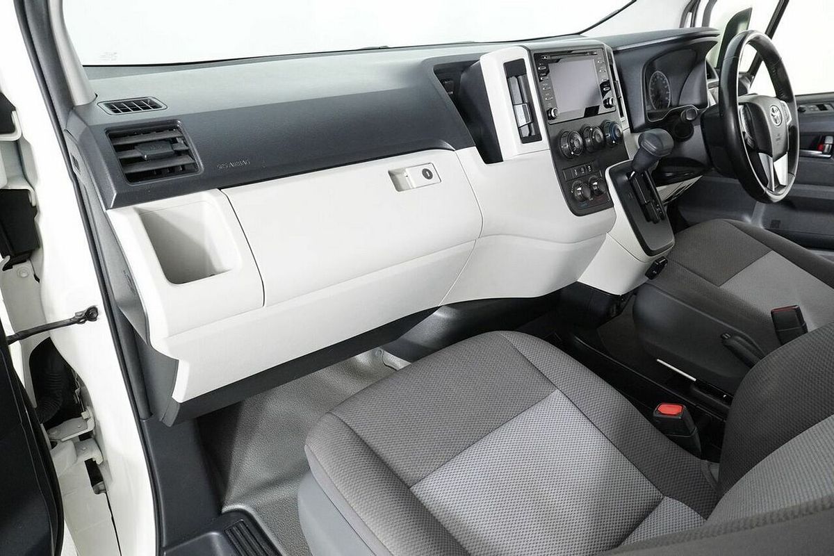 2019 Toyota HiAce Commuter (12 Seats) GDH322R