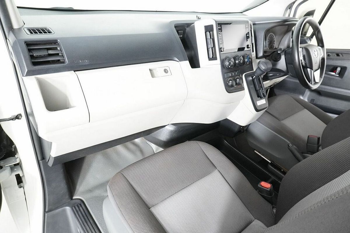 2021 Toyota HiAce Slwb Commuter (12 Seats) GDH322R
