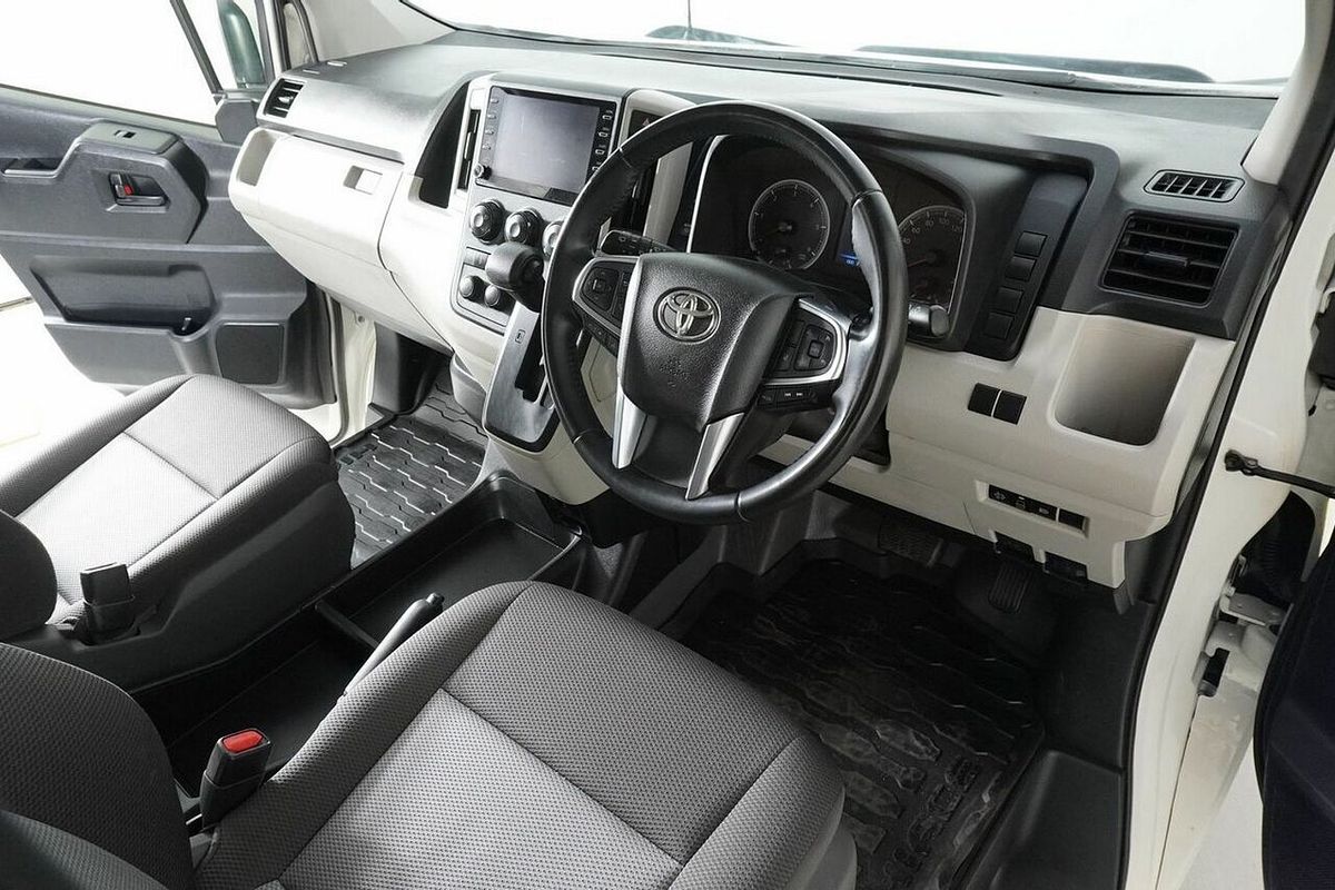 2021 Toyota HiAce Slwb Commuter (12 Seats) GDH322R