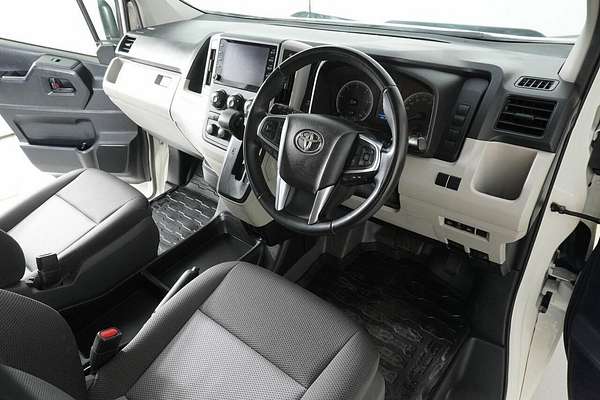 2021 Toyota HiAce Slwb Commuter (12 Seats) GDH322R