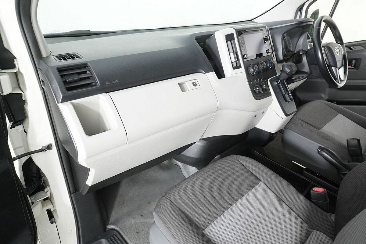 2020 Toyota HiAce Commuter (12 Seats) GDH322R
