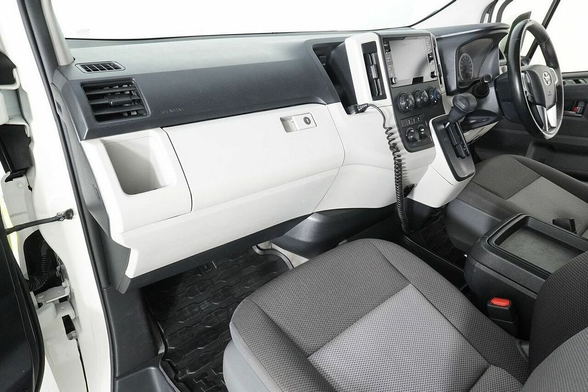 2021 Toyota HiAce Slwb Commuter (12 Seats) GDH322R