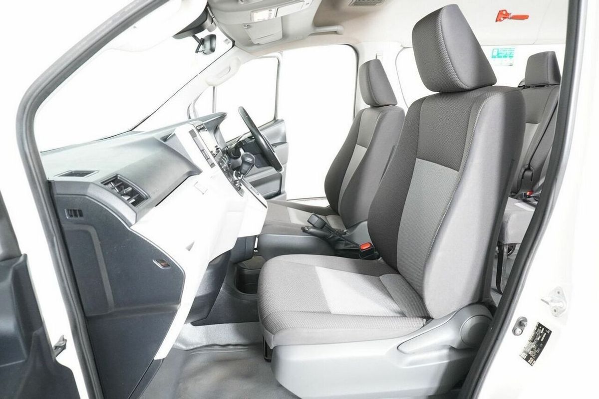 2020 Toyota HiAce Commuter (12 Seats) GDH322R