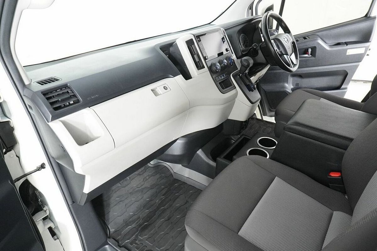 2021 Toyota HiAce LWB GDH300R