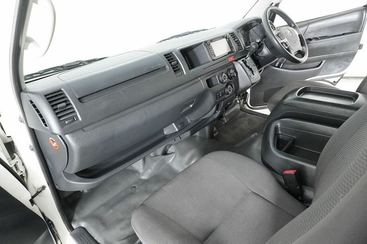 2017 Toyota HiAce Commuter (12 Seats) KDH223R MY16