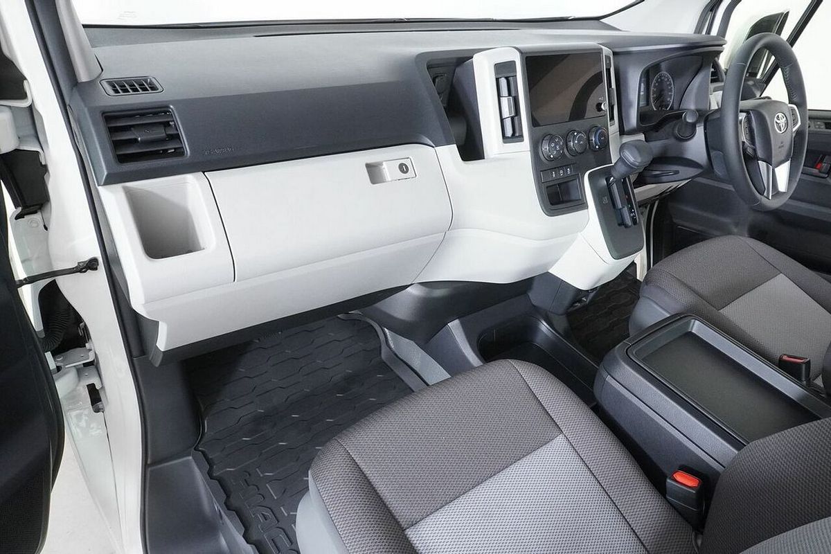 2024 Toyota HiAce LWB GDH300R