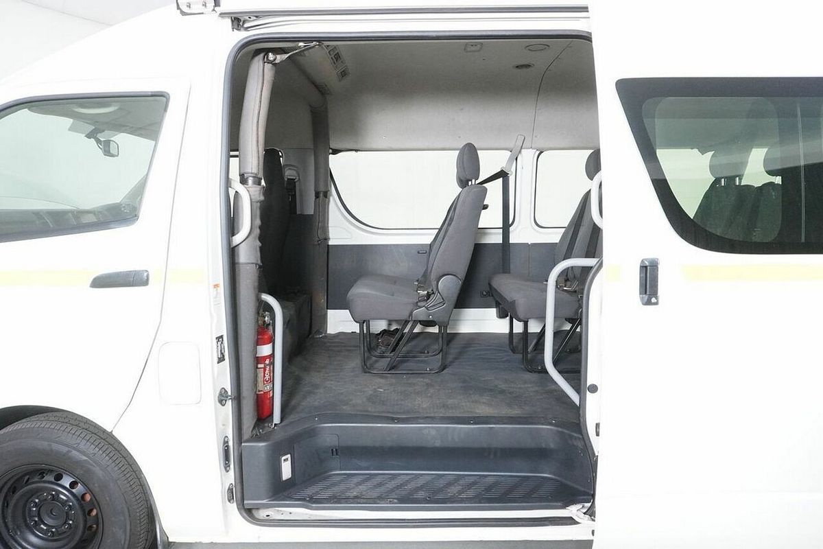 2018 Toyota HiAce Commuter KDH223R MY16