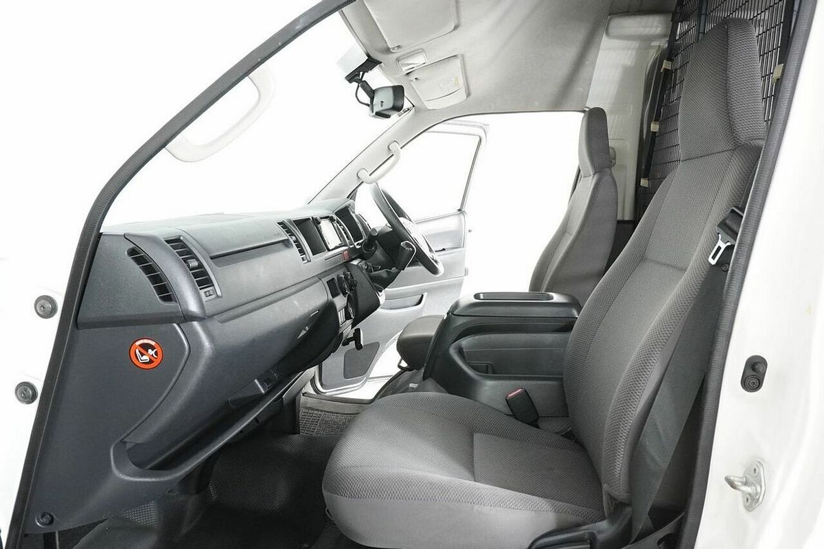 2018 Toyota HiAce SLWB KDH221R MY16