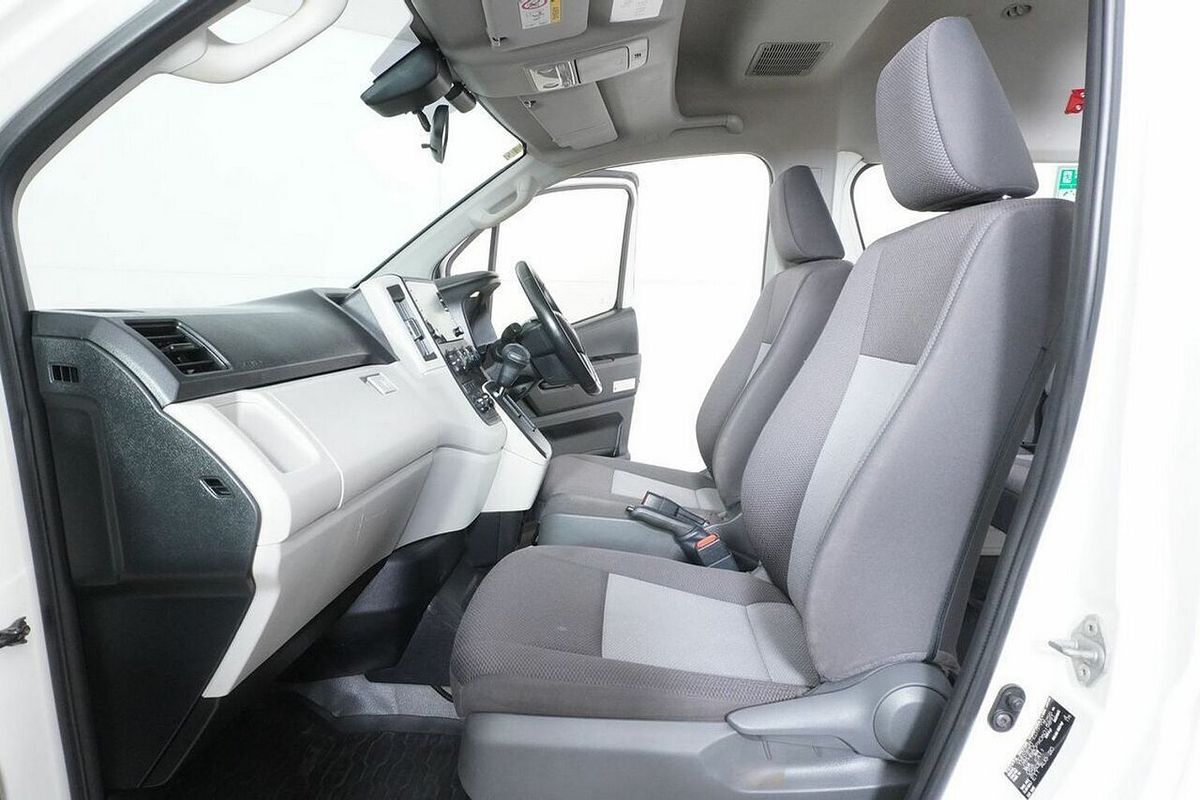 2020 Toyota HiAce Commuter (12 Seats) GDH322R