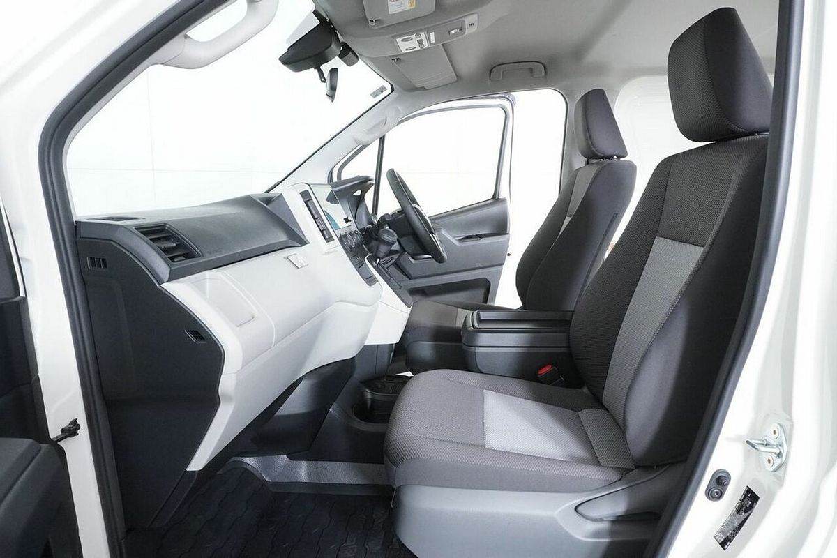 2024 Toyota HiAce LWB GDH300R
