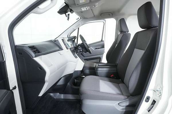 2024 Toyota HiAce LWB GDH300R