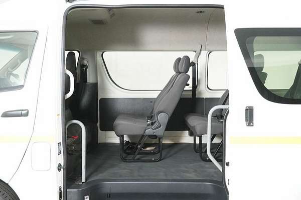2018 Toyota HiAce Commuter KDH223R MY16
