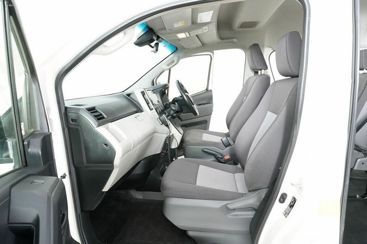 2020 Toyota HiAce Commuter (12 Seats) GDH322R
