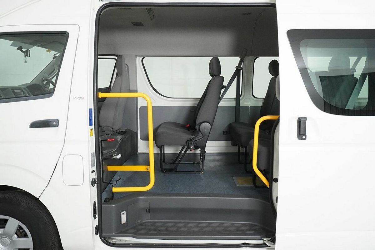 2006 Toyota HiAce Commuter TRH223R