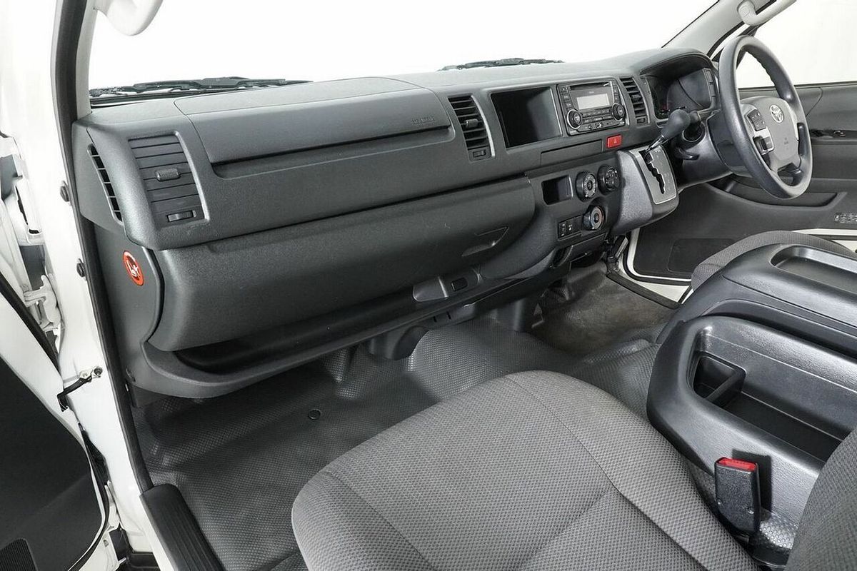 2016 Toyota HiAce Commuter KDH223R MY16
